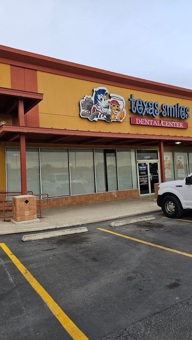 Texas Smiles dental center photo