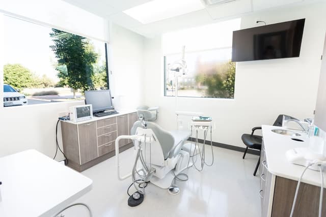 ROOT Periodontal & Implant Center - Frisco photo