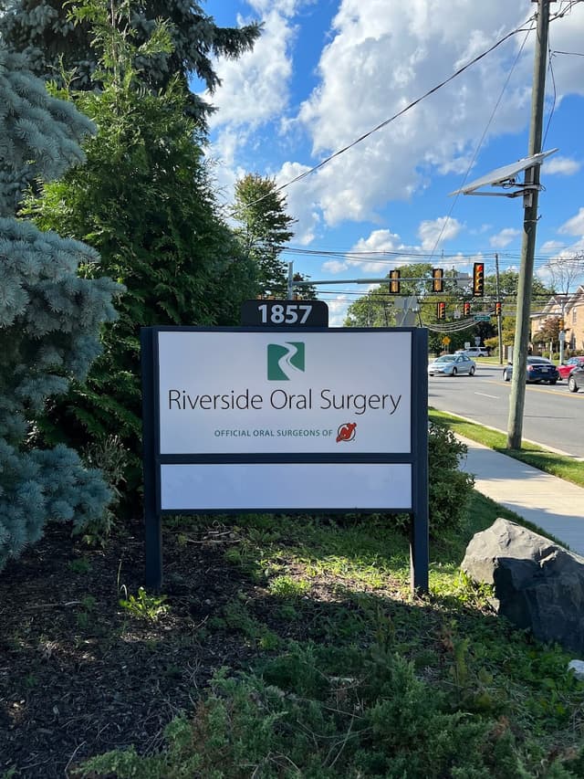 Riverside Oral Surgery photo