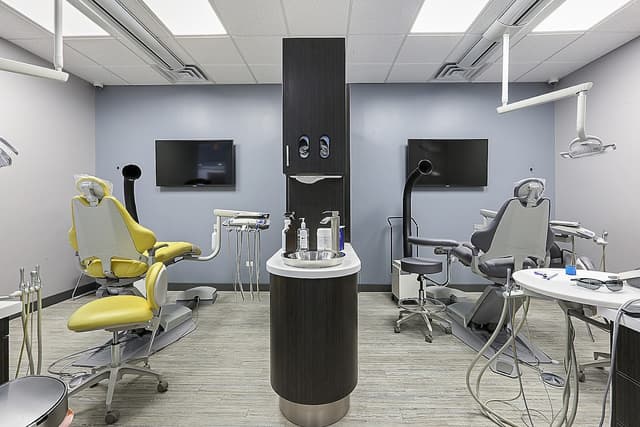 Hyde Park Smile Studio photo