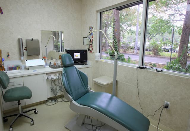 Lucas Orthodontics: Plantation Location photo