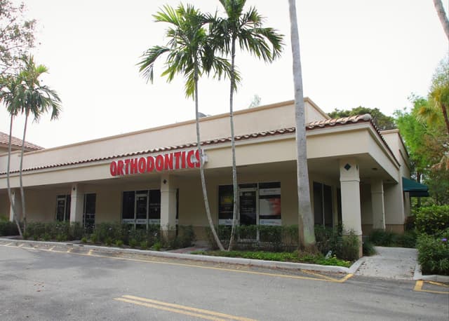 Lucas Orthodontics: Plantation Location photo
