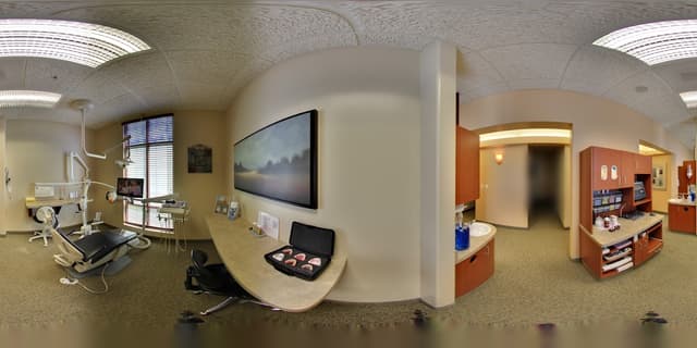 Aliso Smiles photo