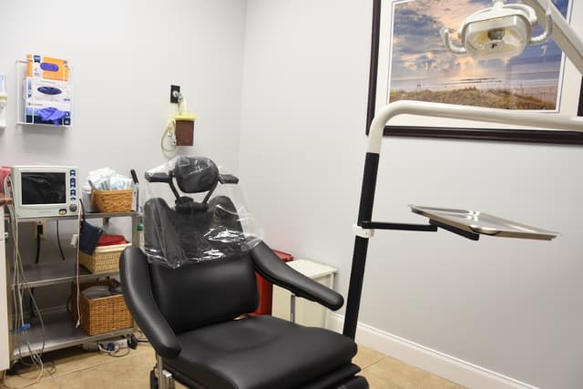 Florida Oral Surgery photo