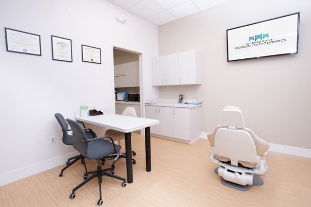Jacksonville Modern Orthodontics photo