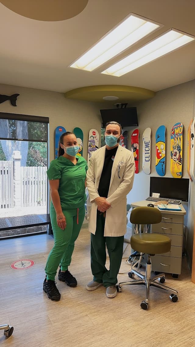 Nejat Orthodontics photo