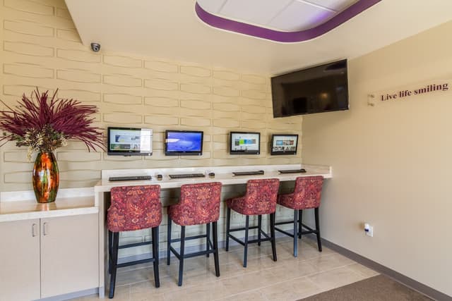 Henderson Orthodontics photo