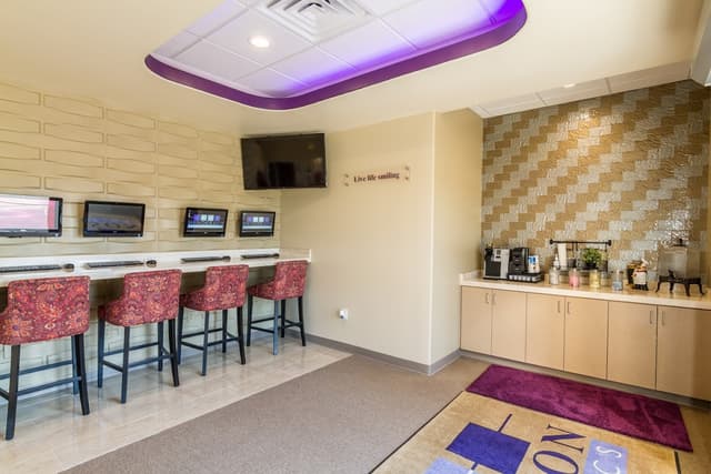 Henderson Orthodontics photo