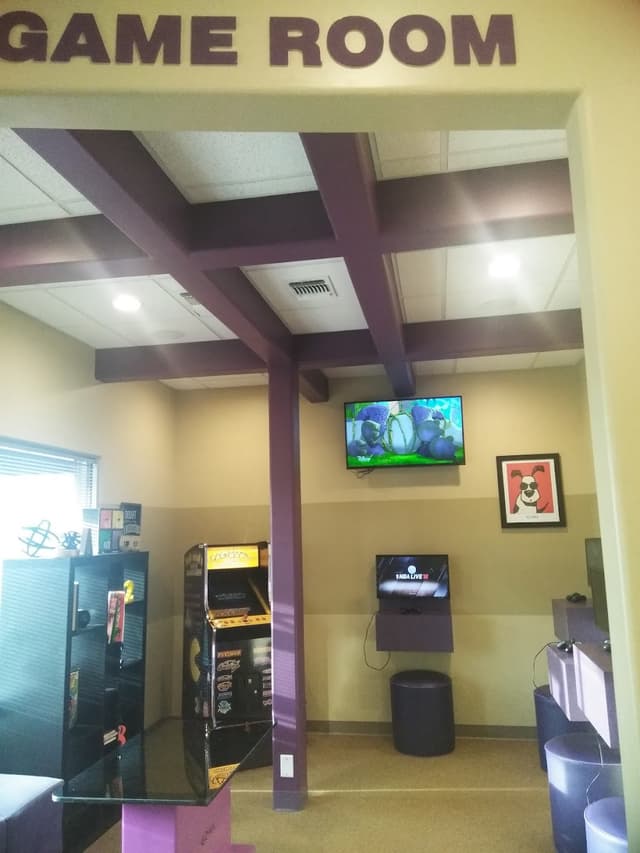 Henderson Orthodontics photo