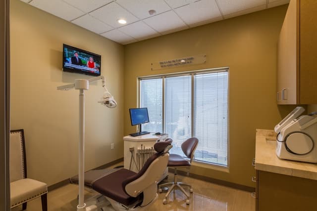 Henderson Orthodontics photo