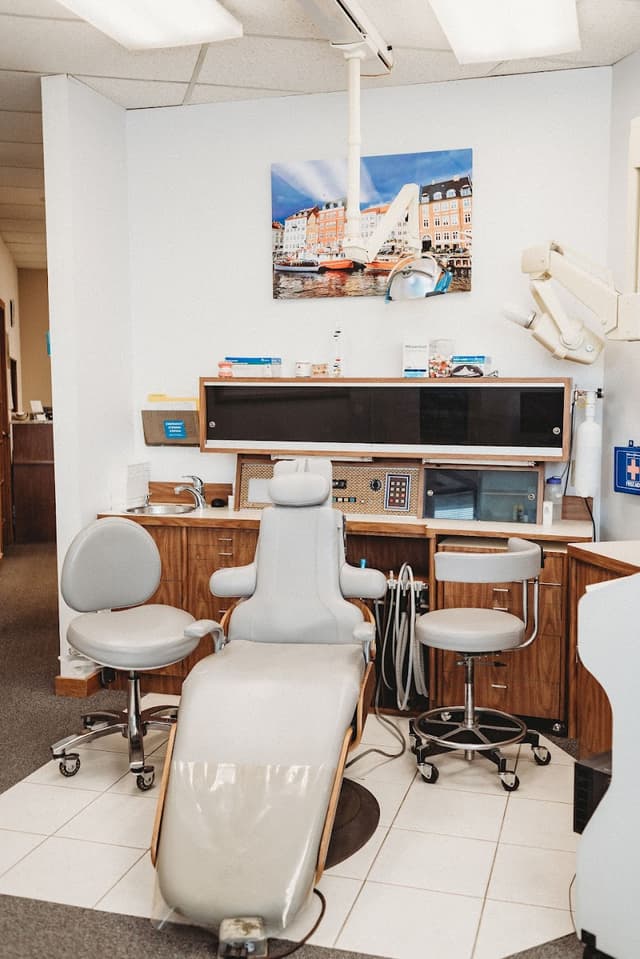 Schaumburg Smiles photo