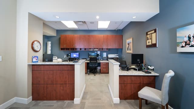 Eastman Periodontics & Implants photo