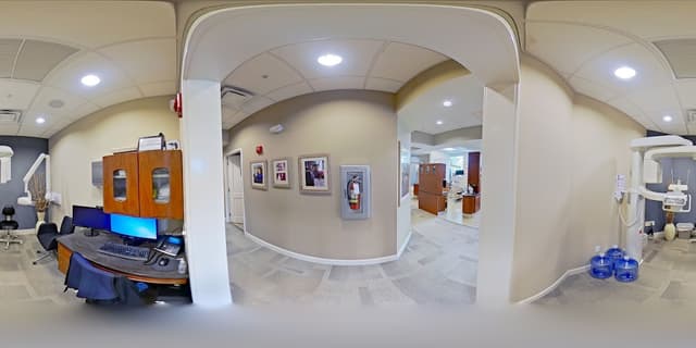Eastman Periodontics & Implants photo