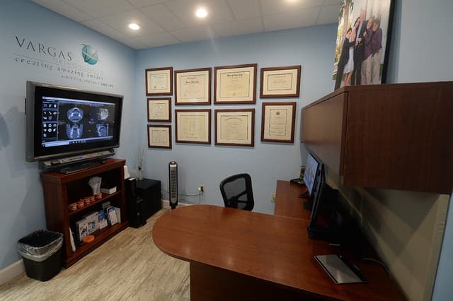 Vargas Orthodontics - Orthodontist, Braces, Invisalign photo