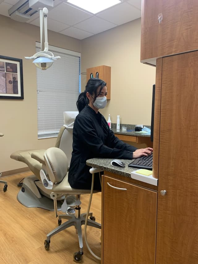 Prosthodontics and Implant Therapy (South) photo
