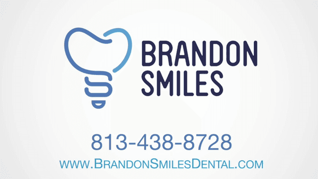 Brandon Smiles photo