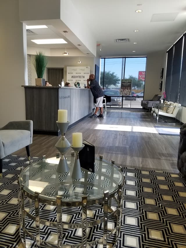 MINT dentistry | Heights photo