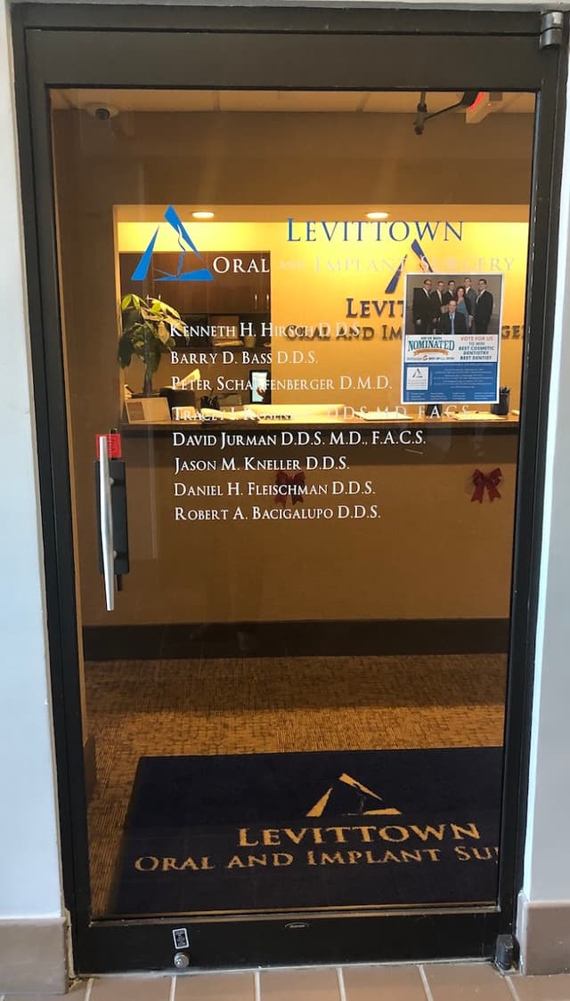 Leading Edge Oral Surgery Levittown photo