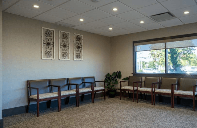 Leading Edge Oral Surgery Levittown photo