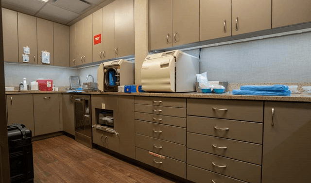 Leading Edge Oral Surgery Levittown photo