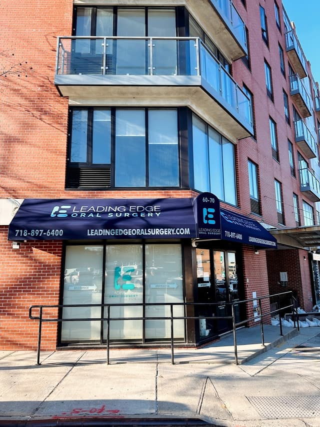 Leading Edge Oral Surgery Elmhurst photo