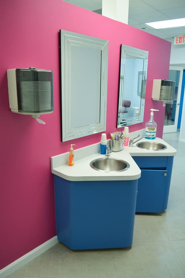 Specialty Smiles Orthodontists, Miami Lakes Braces & Invisalign photo