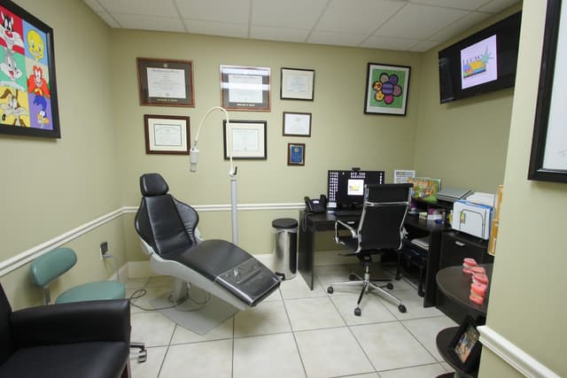 Lucas Orthodontics: Pembroke Pines Location photo