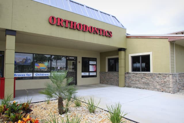 Lucas Orthodontics: Pembroke Pines Location photo