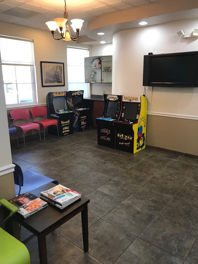 Mini Mouths Orthodontics - Braces for Kids and Adults photo