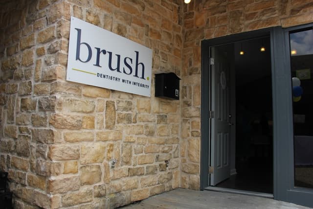 brush365 | Hurst photo