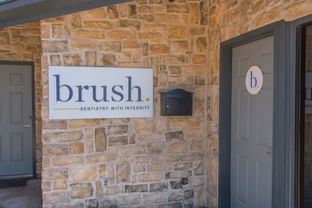 brush365 | Hurst photo