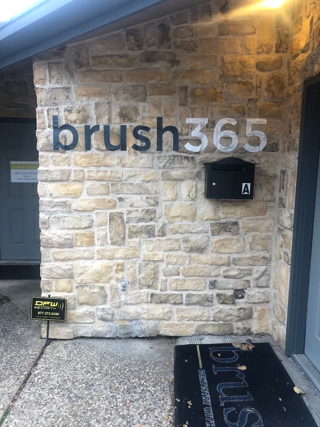 brush365 | Hurst photo