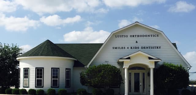 Lustig and Young Orthodontics photo