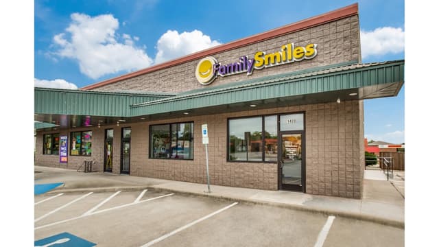 Family Smiles of Commerce photo