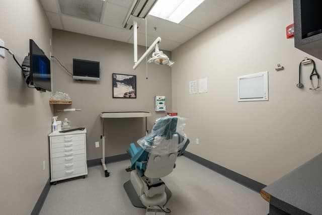 Benicia Oral Surgery & Implantology photo