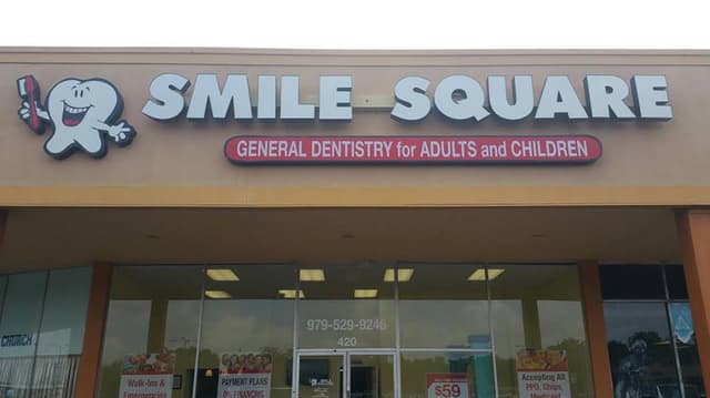 Smile Square photo