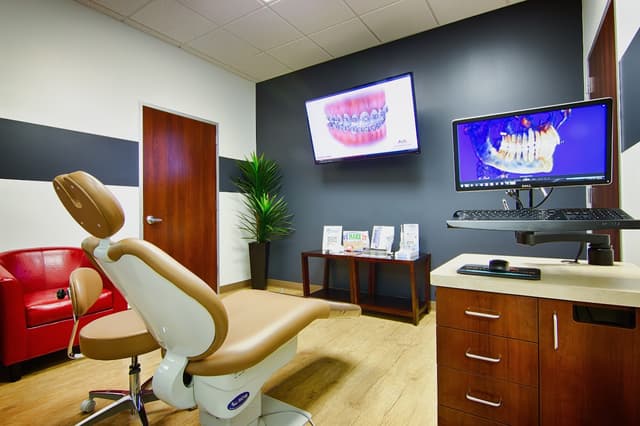 AvA Orthodontics & Invisalign of League City photo