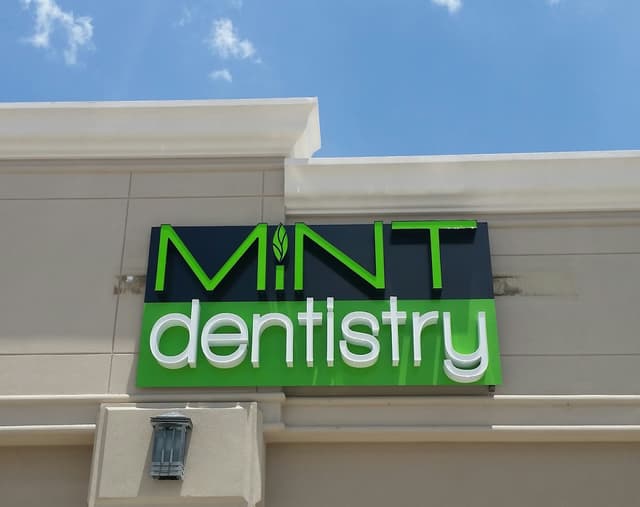 MINT dentistry | Spring photo