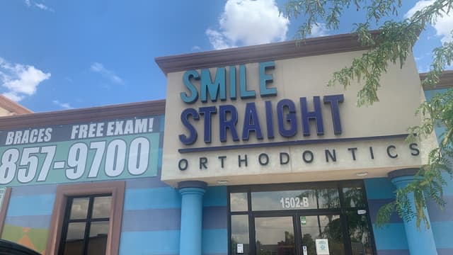 Smile Straight Orthodontics - Zaragoza photo