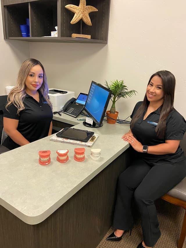 Smile Straight Orthodontics - Zaragoza photo