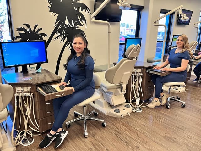 Smile Straight Orthodontics - Zaragoza photo