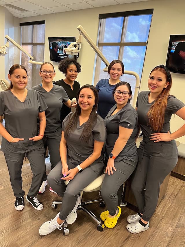Smile Straight Orthodontics - Zaragoza photo