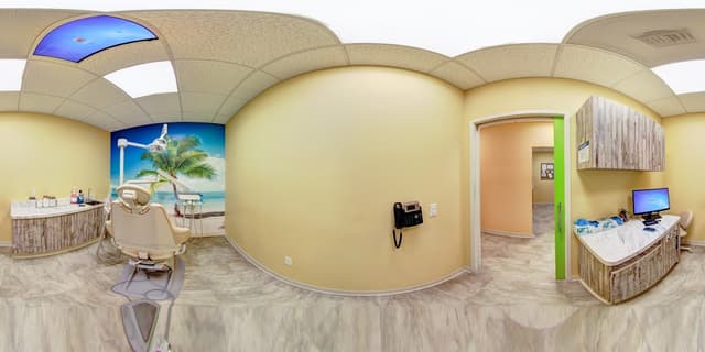 818.dentist photo