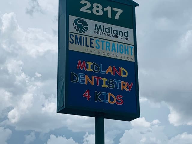 Smile Straight Orthodontics - Midland photo