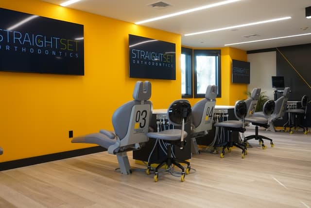 Straight Set Orthodontics - New Hyde Park photo