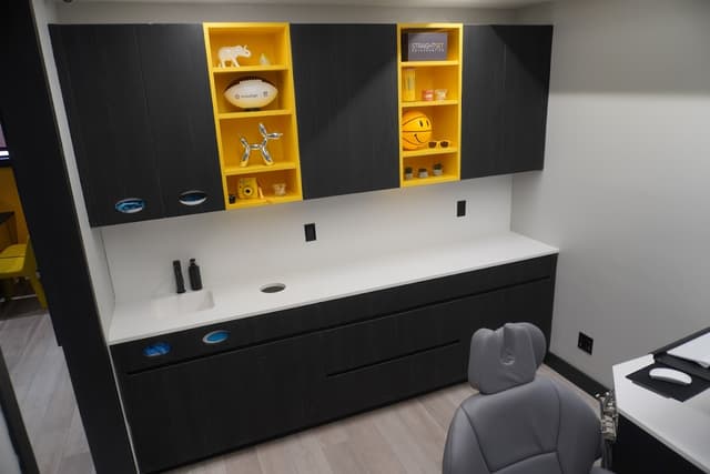 Straight Set Orthodontics - New Hyde Park photo