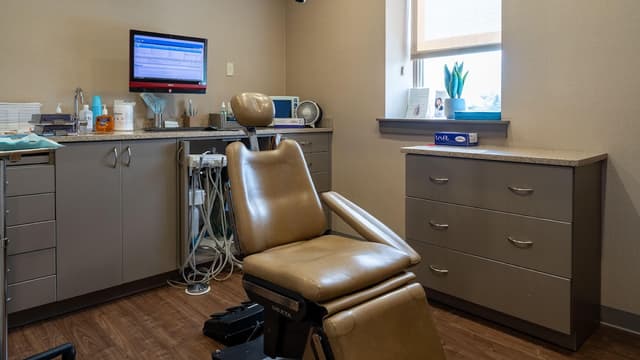 Leading Edge Oral Surgery Massapequa photo