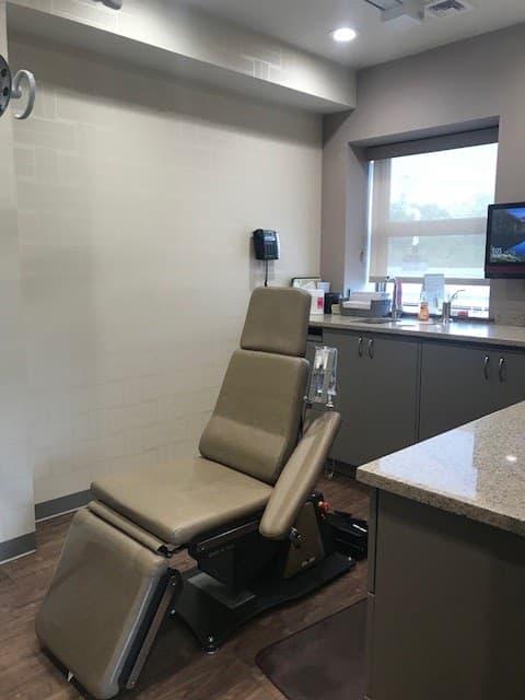 Leading Edge Oral Surgery Massapequa photo