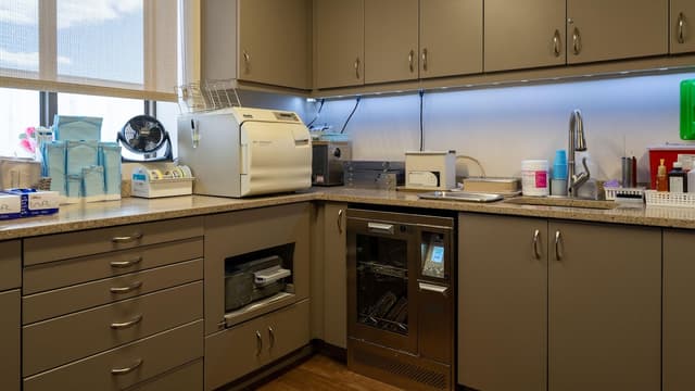 Leading Edge Oral Surgery Massapequa photo