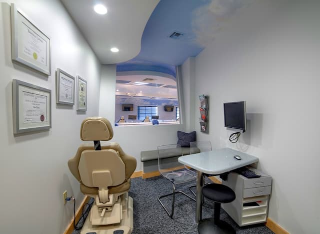 MacGinnis Orthodontics photo